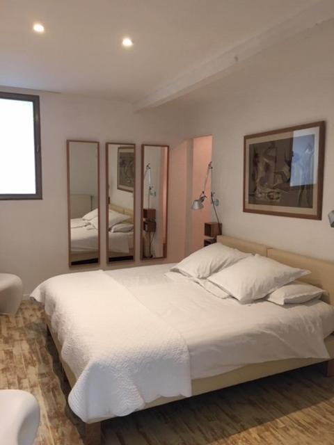 Le Limas Bed & Breakfast Avignon Cameră foto